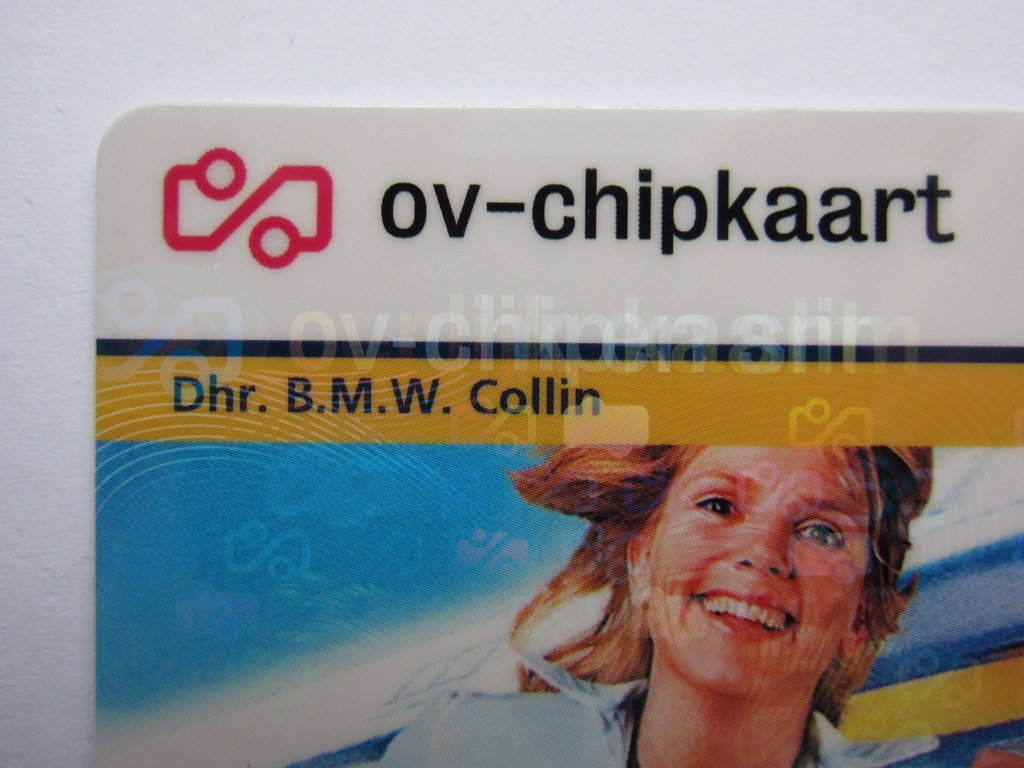 Leaky travel card